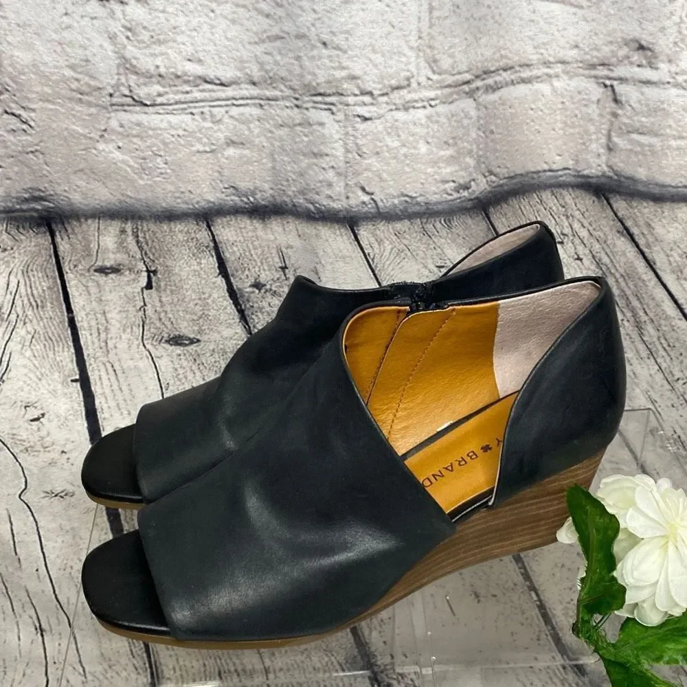 Lucky‎ Brand Jaxy  Leather Open Peep Toe Wedge Sandal Black 7.5 New